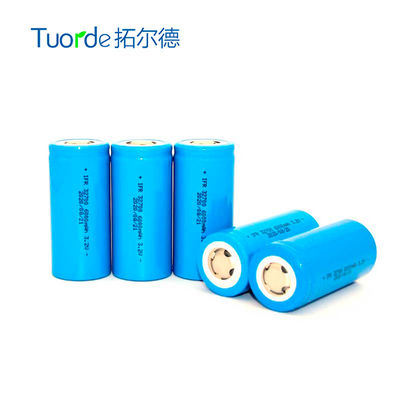 Celular de batería de iones de litio de larga duración 32700 6000mAh 32mm X 70mm